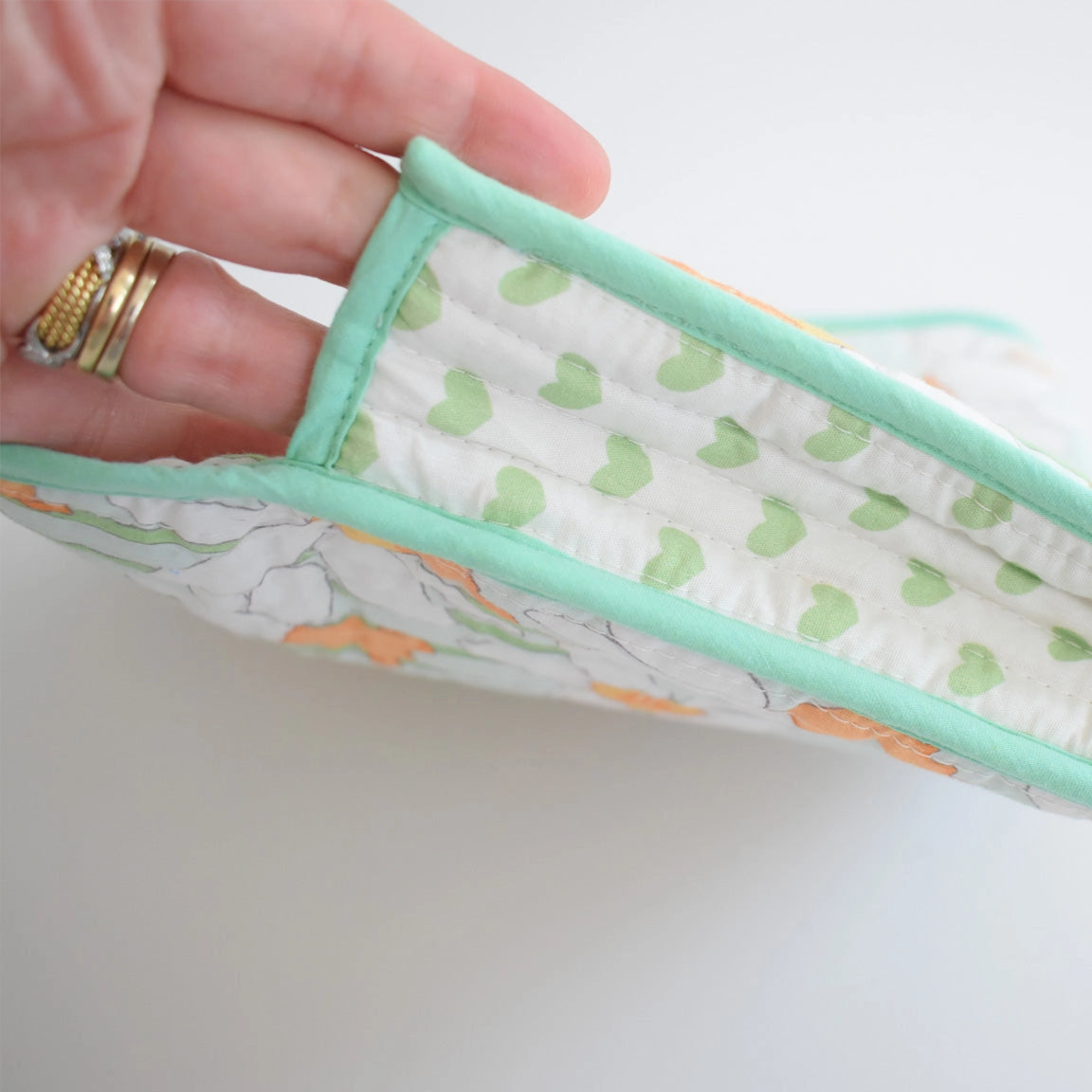 Daffodil Clutch - Sara Fitz
