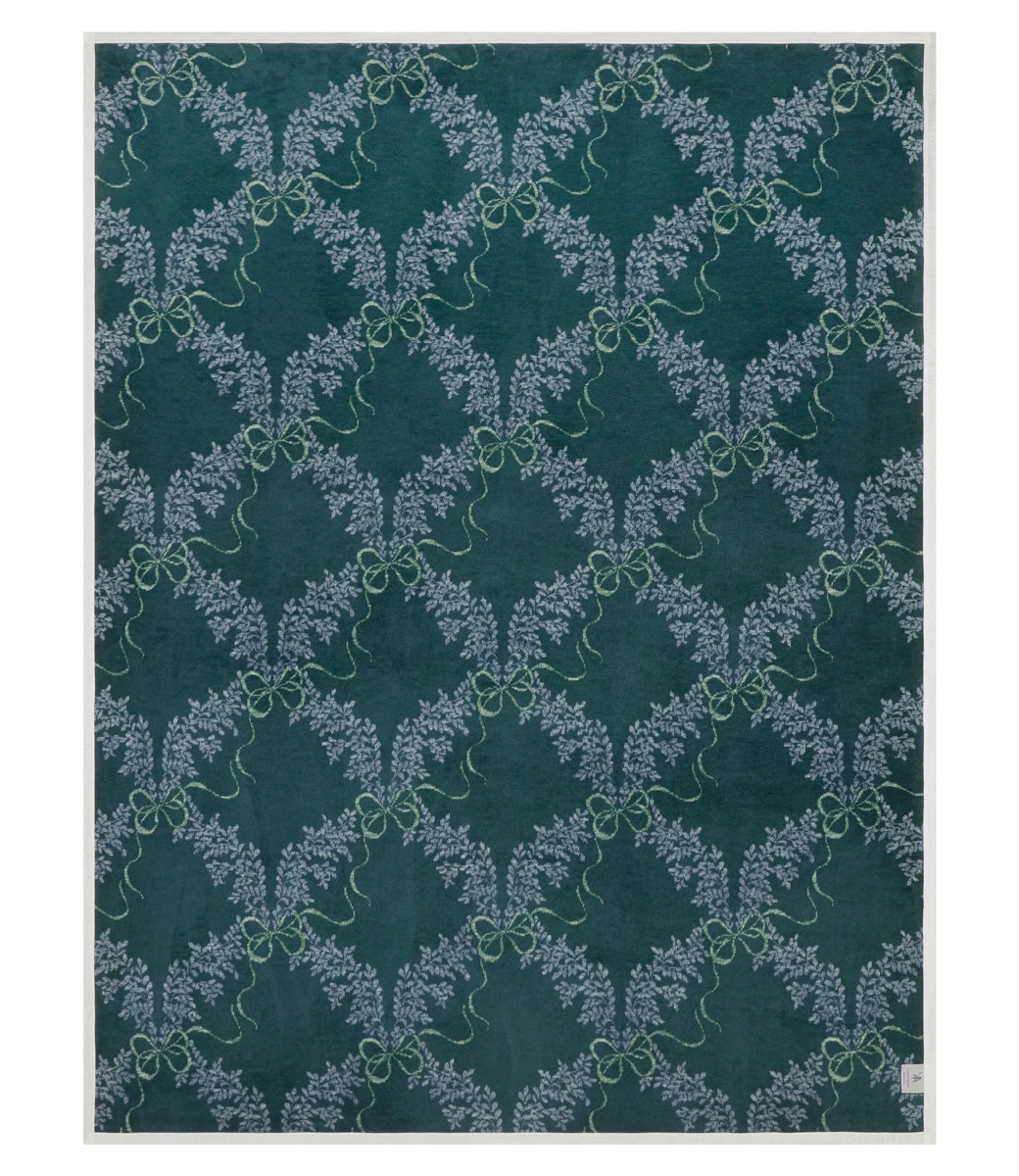 Boxwood Wreaths Blanket - ChappyWrap