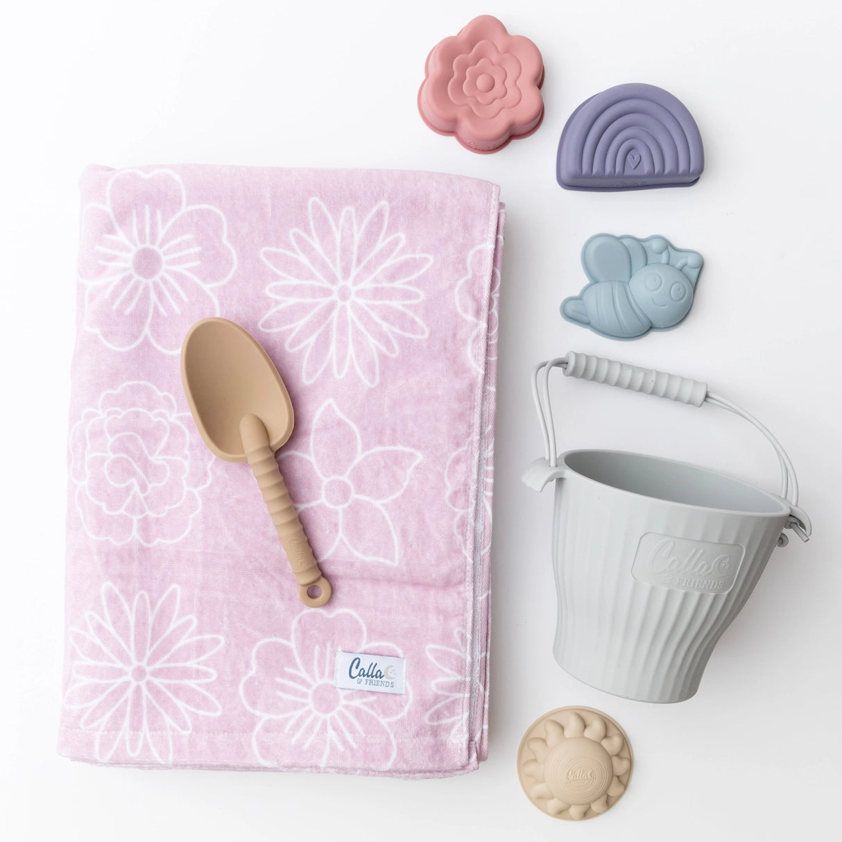 The Blossom Kenzie Beach Towel + Wet Bag - Calla & Friends