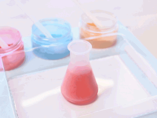 Colorful Chemistry Set and Science Kit For Kids - KiwiCo