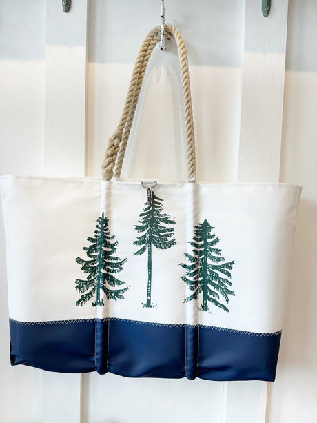 The Loon: Three Pines® Sea Bags® Tailgate Tote with Clasp