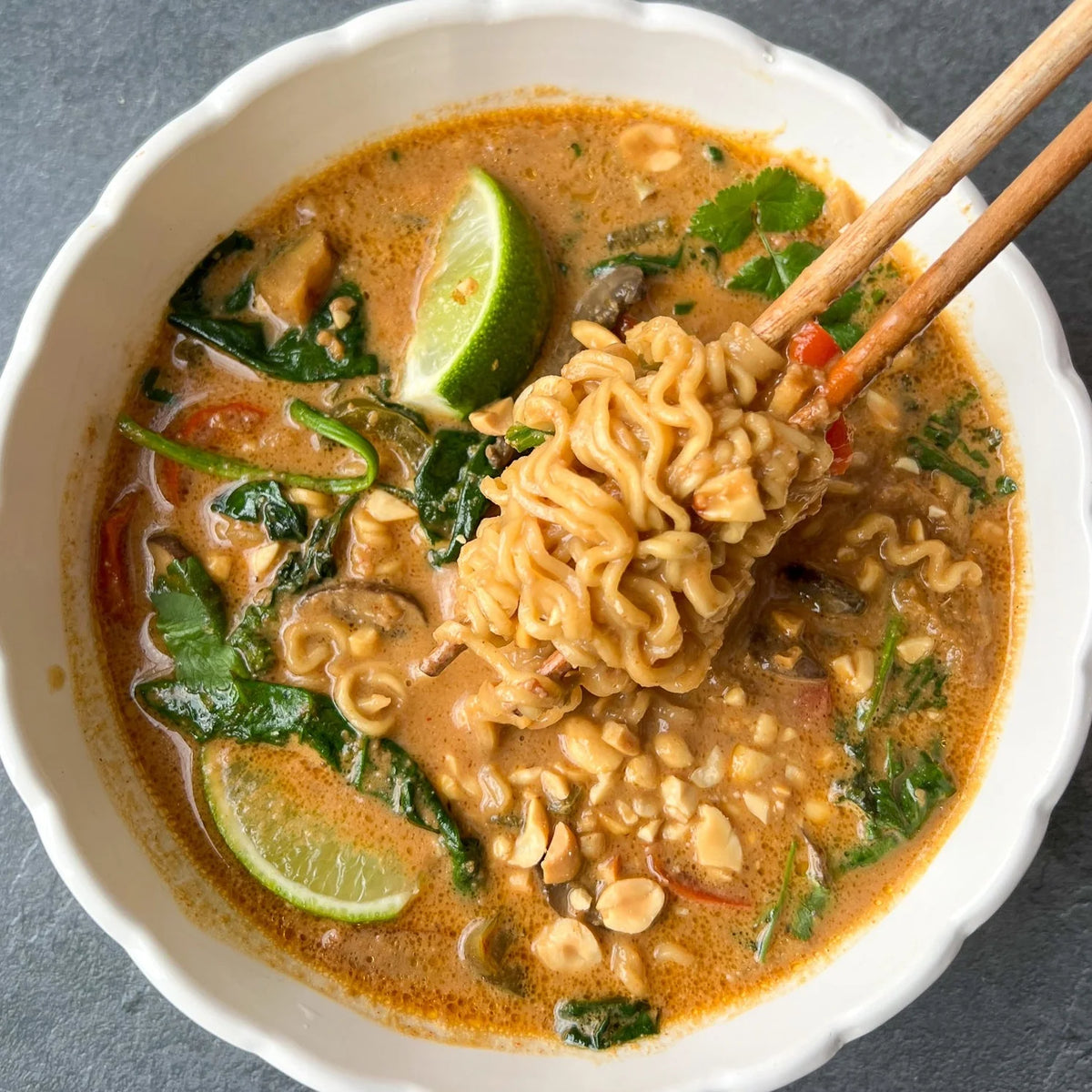 Spicy Thai Peanut Ramen Recipe Kit - SKORDO