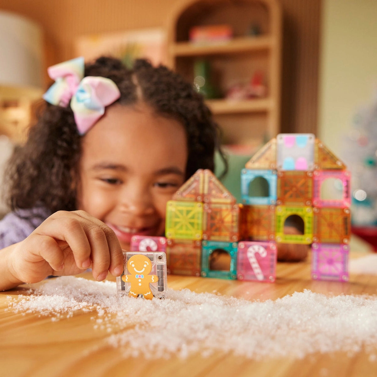 Magna-Tiles Gingerbread House 24 Piece Travel Set
