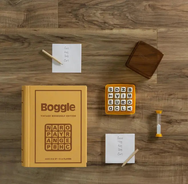 Boggle Vintage Bookshelf Edition - The Woods Maine