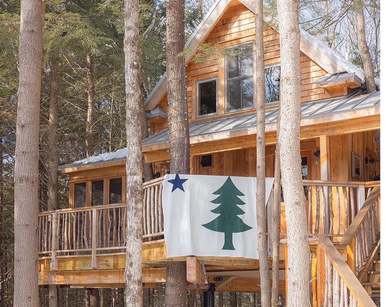 Maine Flag Chappy at The Woods Maine Treehouse in Norway, Maine