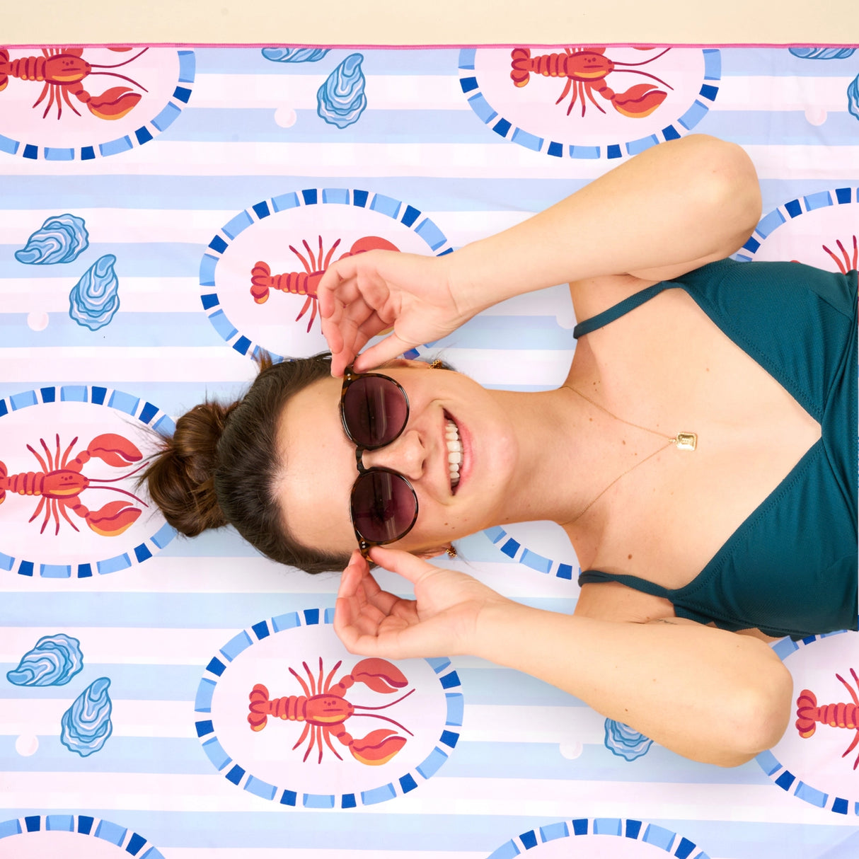 XL Quick-Dry Seaside Haven Beach Towel - The Darling Effect