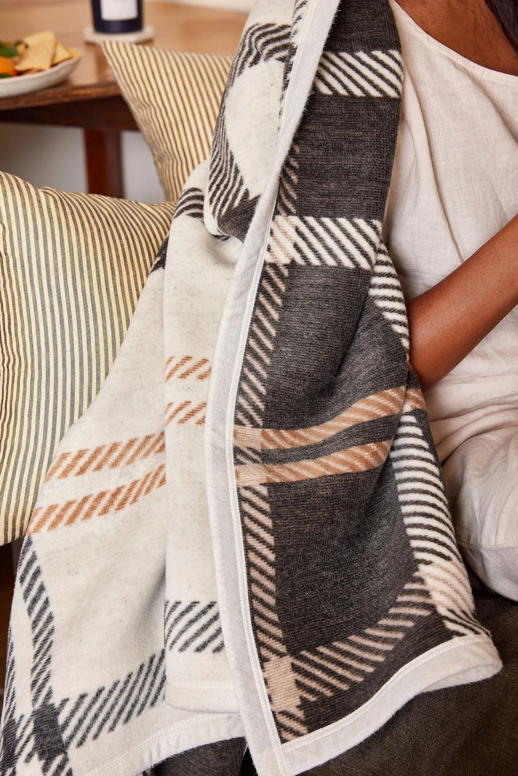 Griffin Plaid Blanket - Chappy Wrap