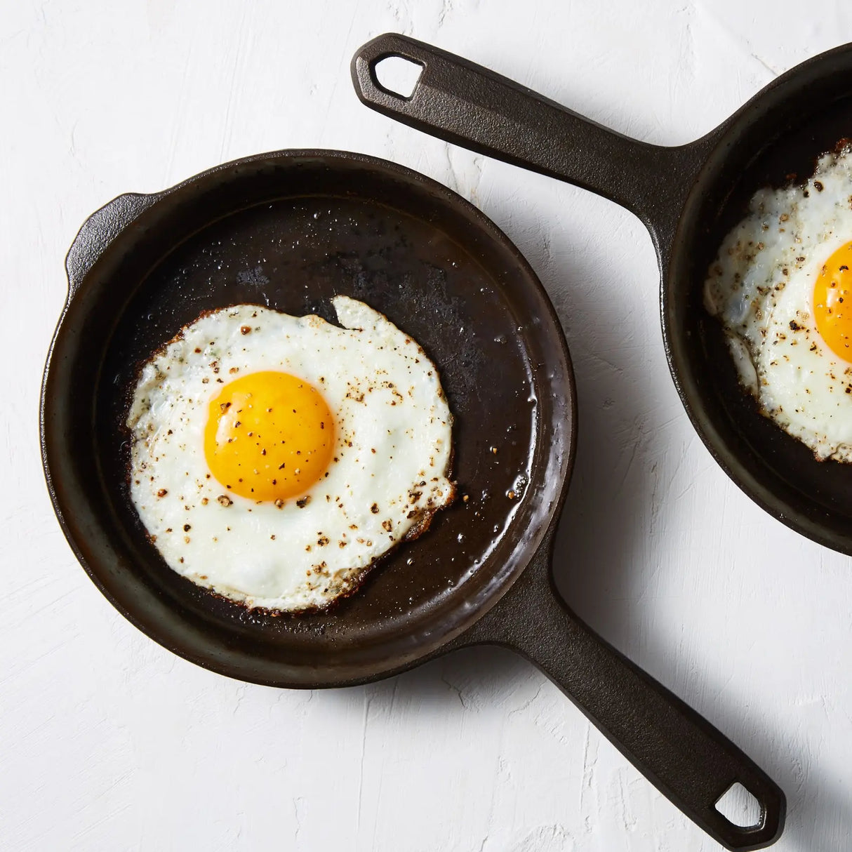 No.4 Cast Iron Skillet - Field Company | MADE IN USA - The Woods Maine