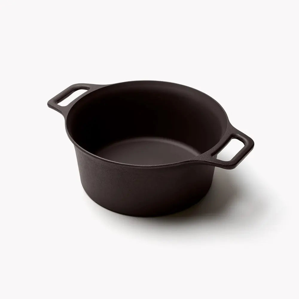No.8 Cast Iron Dutch Oven - Field Company | MADE IN USA - The Woods Maine