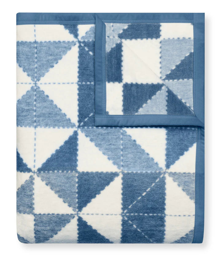 Patchwork Stars Cornflower Blanket - Chappy Wrap