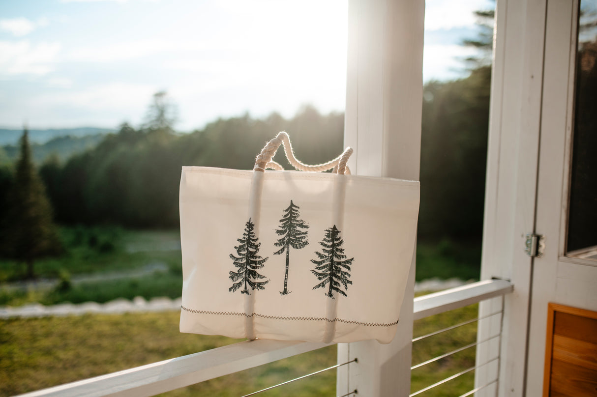 The Woods Maine® Three Pines®: Deer Large Carry-All Tote with Zipper | MADE IN MAINE