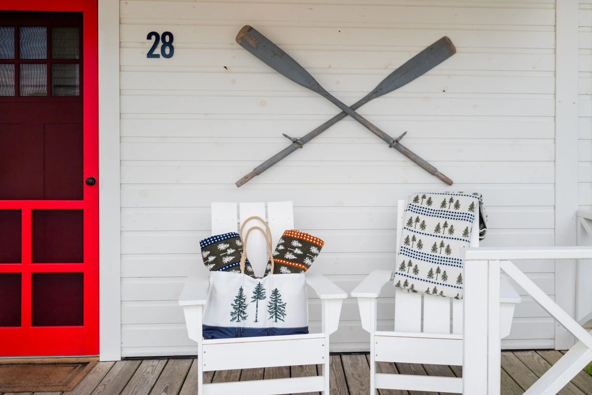 The Woods Maine Three Pines®: Loon Tailgate Tote with Clasp - The Woods Maine