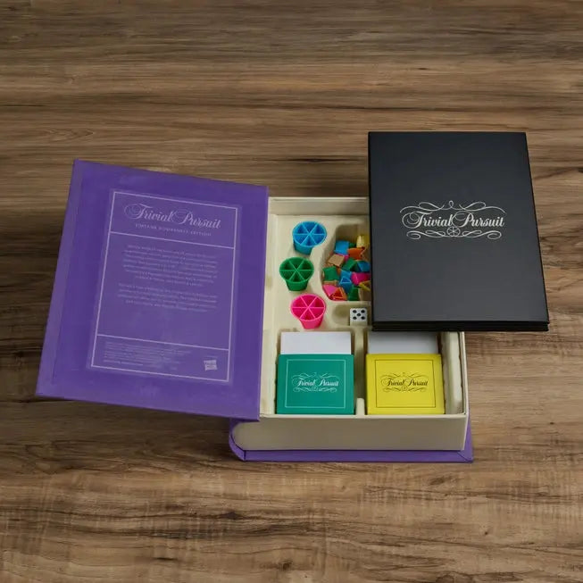 Trivial Pursuit Vintage Bookshelf Edition - The Woods Maine