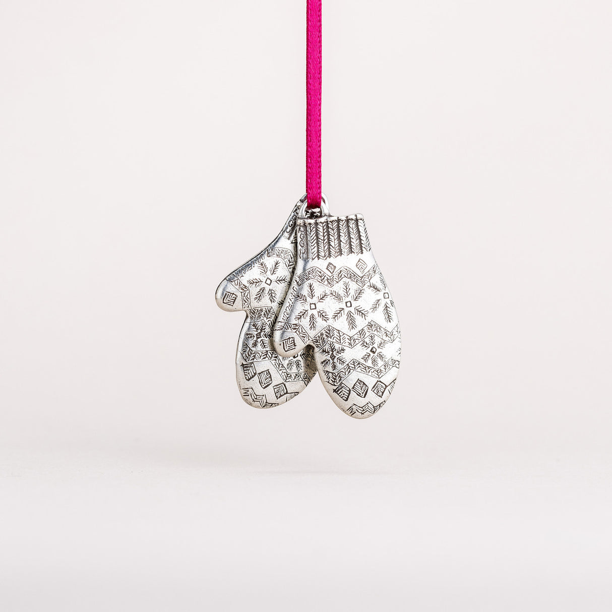 Knit Mittens Ornament - Danforth Pewter