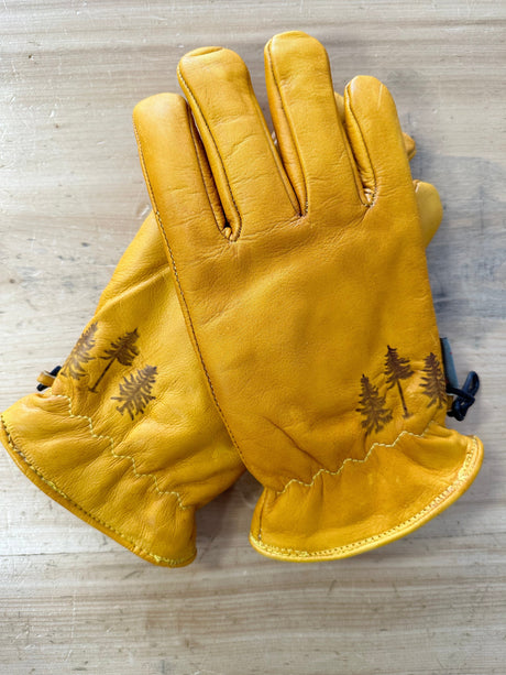 BUNDLE: The Woods Maine® x Brant and Cochran Dirigo Belt Axe + The Woods Maine x Give'r Three Pines® Work Gloves