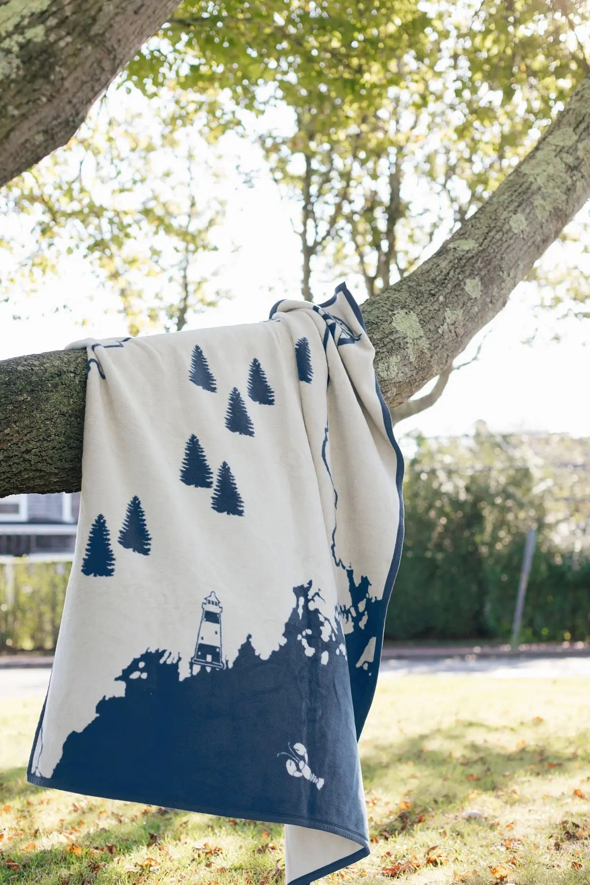 Maine Map Blanket - Chappy Wrap - The Woods Maine