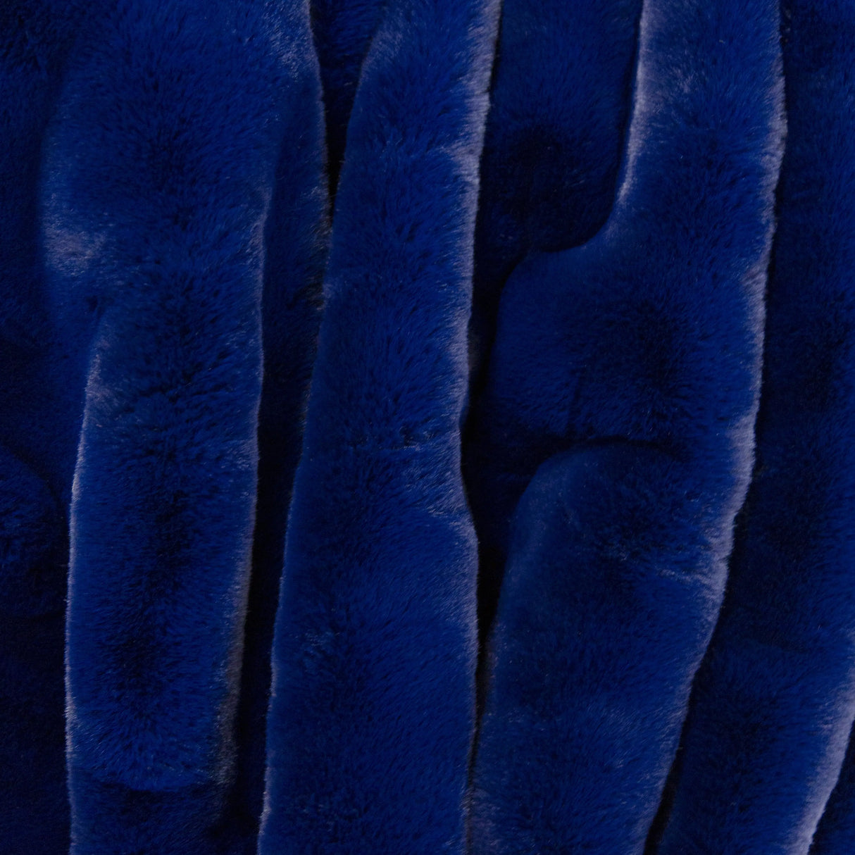 The Woods Maine® All Weather Faux Fur Original Blanket - The Woods Maine