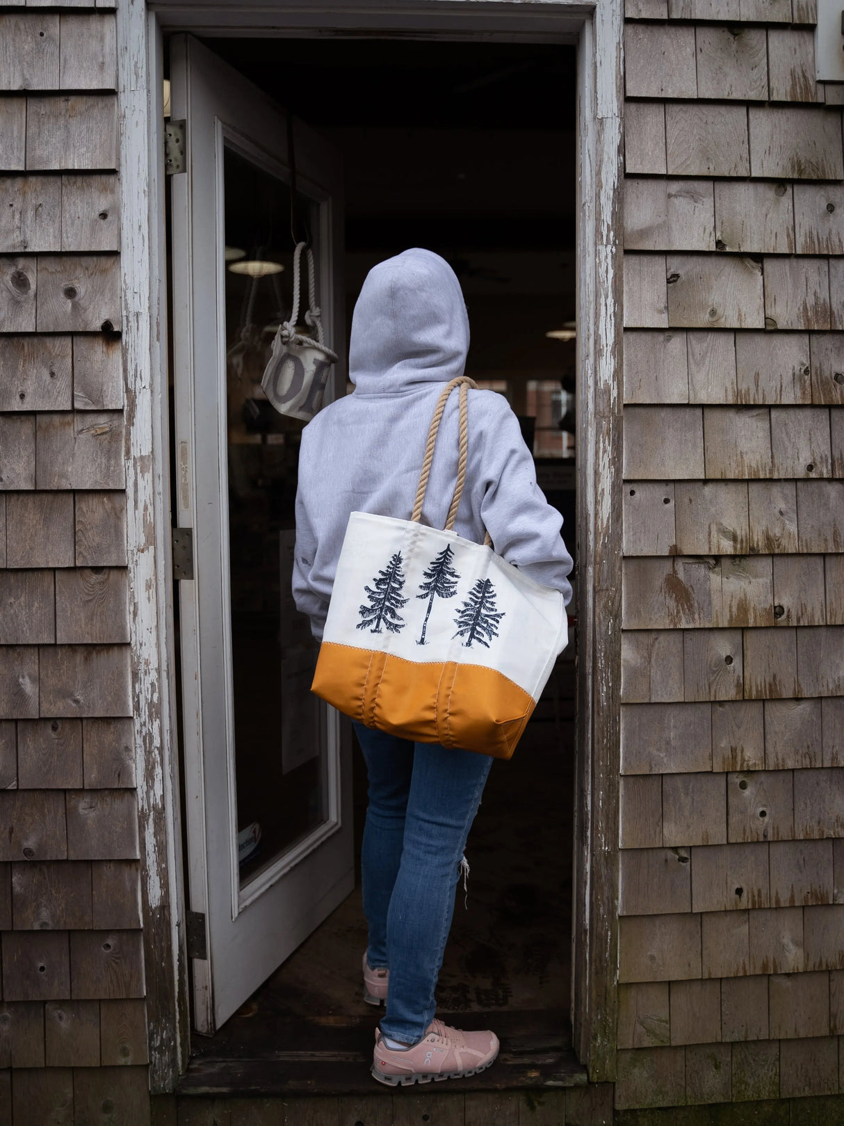 The Woods Maine® Medium Sea Bags® Tote with Pinstriped Liner and Clasp - The Woods Maine